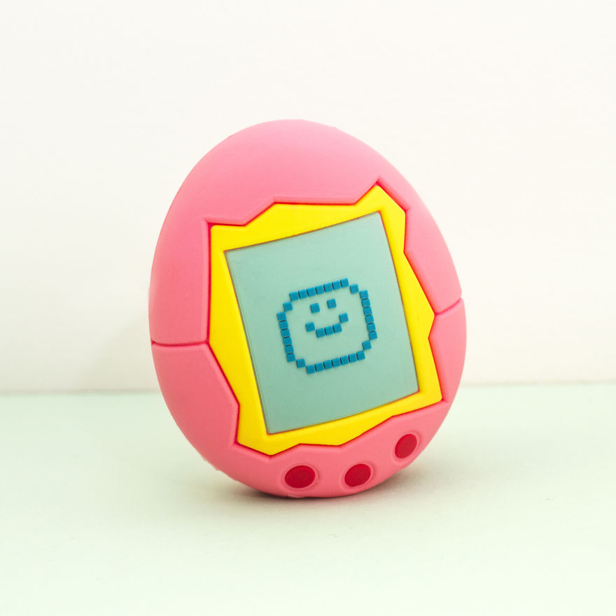 Charge Your Phone Using Pure 90s Power With This Retro Tamagotchi Portable Charger