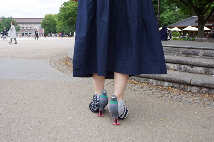 People Are Freaking Out About This Japanese Woman Walking In Pigeon Shoes