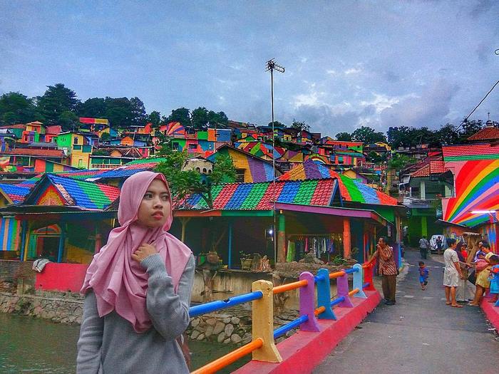rainbow-village-kampung-pelangi-indonesia- (8)