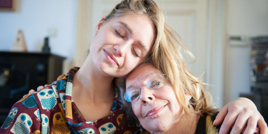 Scientists Study 16,000 Aging Adults, Prove Why You Should Be Hanging Out With Mom.
