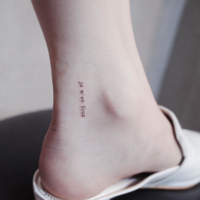10+ Tiny Discreet Tattoos For People Who Love Minimalism By Witty ...
