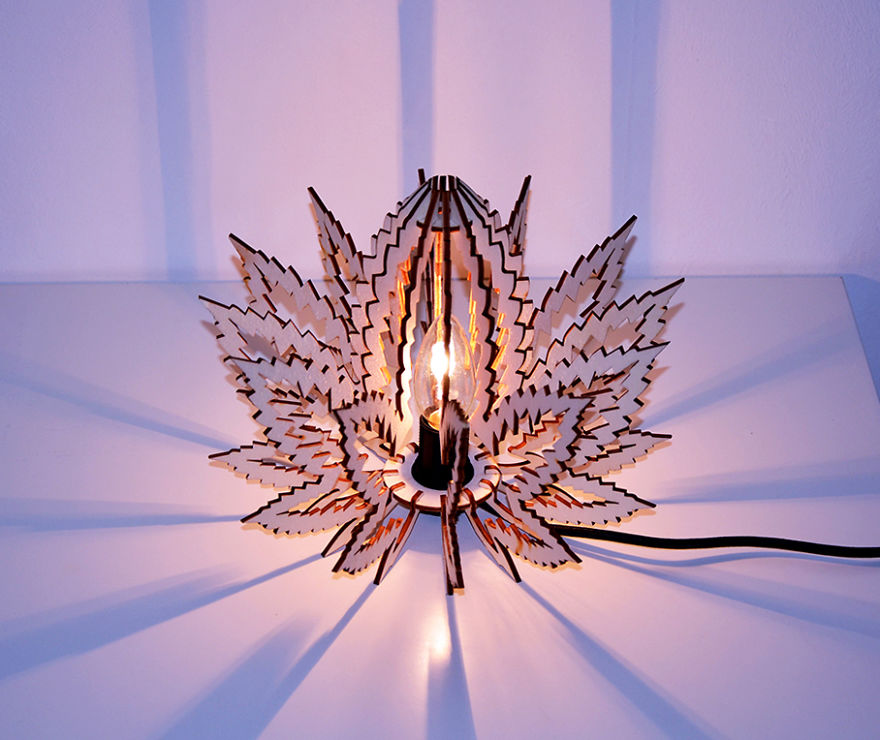 Spread The Good Mood With These Cannabis Lamps