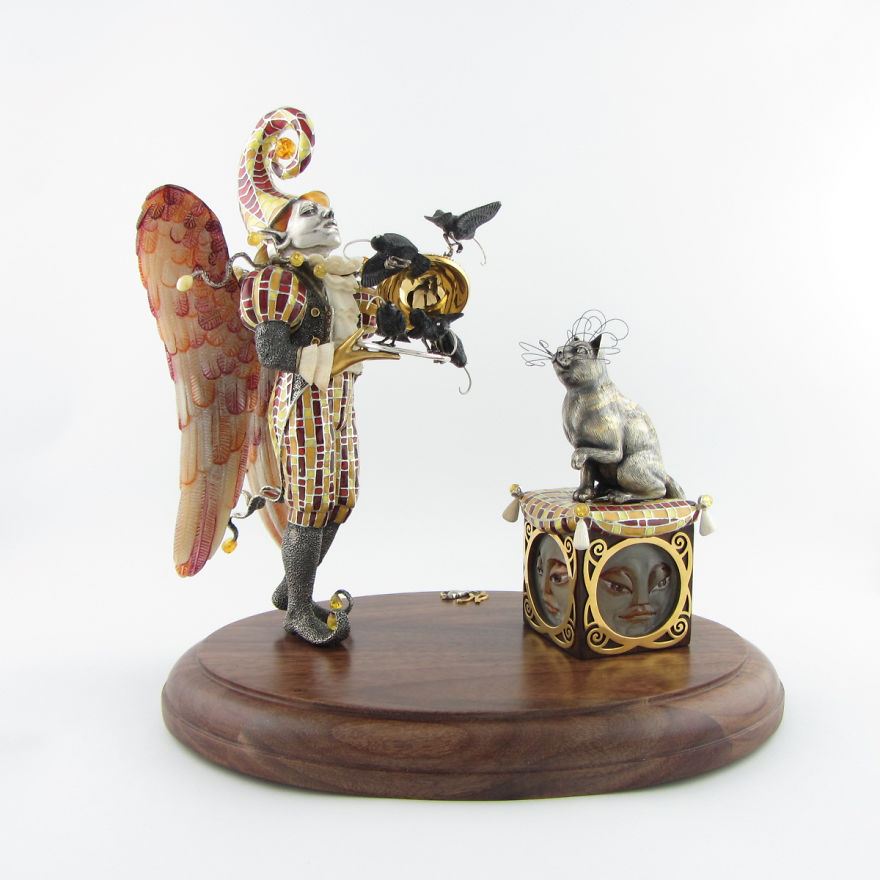 10 Wonderful Exclusive Silver Figurines