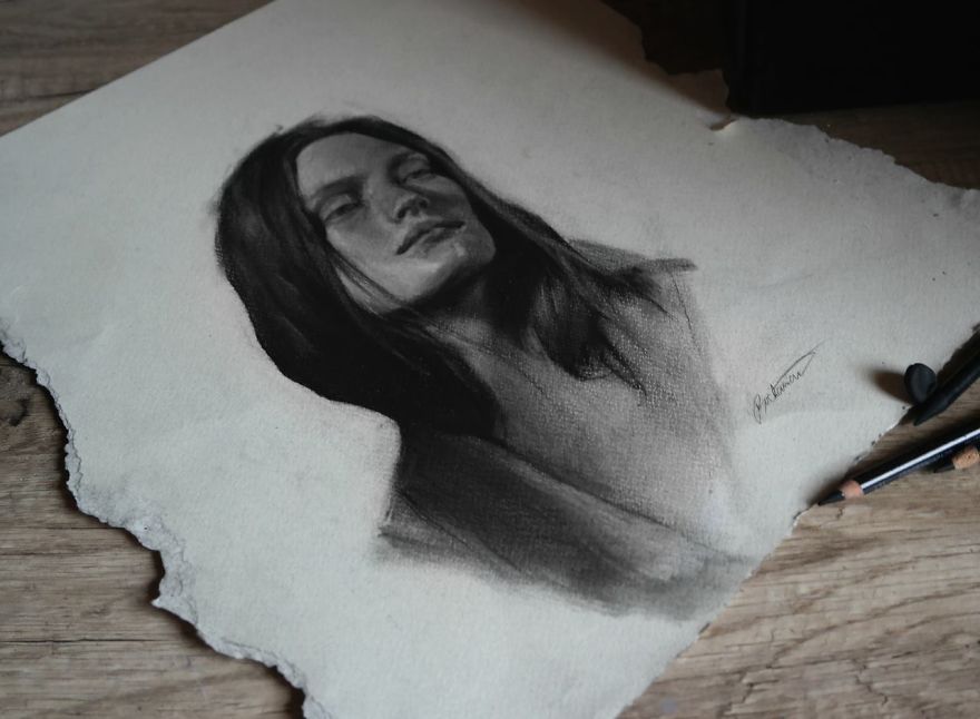 I Found This Pencil Artist Called Jossluka !
