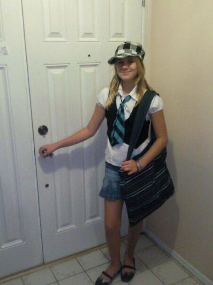 Me Going To School After Seeing High School Musical For The First Time (2007 Ish)