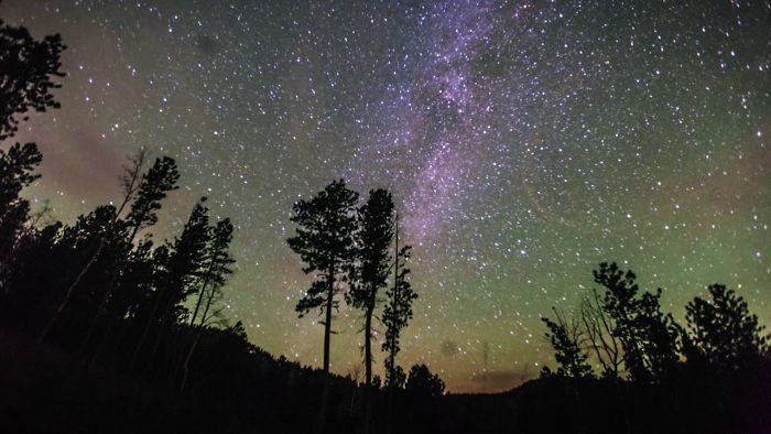 I Shot A Time Lapse Of The Milky Way And Ended Up Capturing A Meteor Exploding In Our Atmosphere