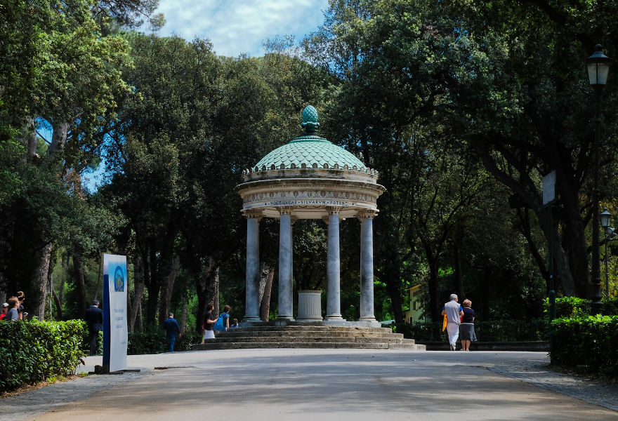 Instead Of Going To Classes, I Spent 2 Hours At Villa Borghese Searching For The Perfect Shots