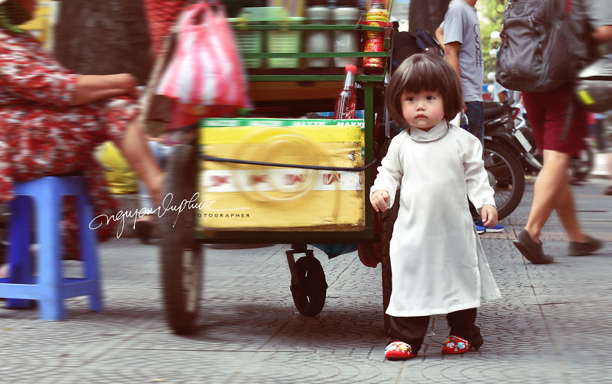 Ao Dai - Traditional Costumes Of Vietnamese Women For All Ages Ao Dai - Traditional Costumes Of Vietnamese Women For All Ages