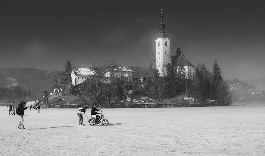 I Photographed Lake Bled When It Was Frozen (And Saw White Walkers)