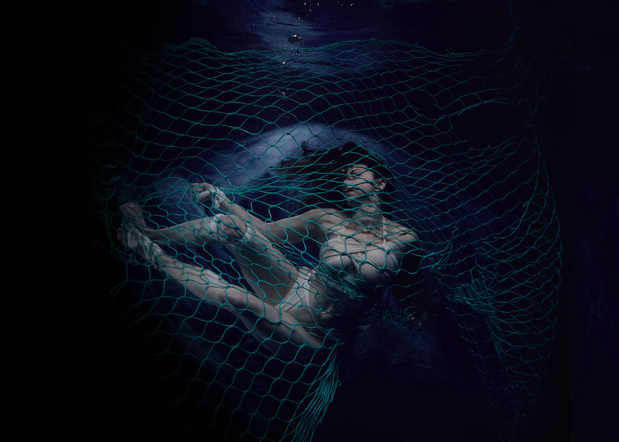 I Tied Myself Up In Nets Underwater To Convey Ghost Fishing's Toll On The Ocean
