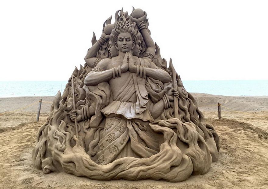 the Sand Sculptures By Toshihiko Hosaka