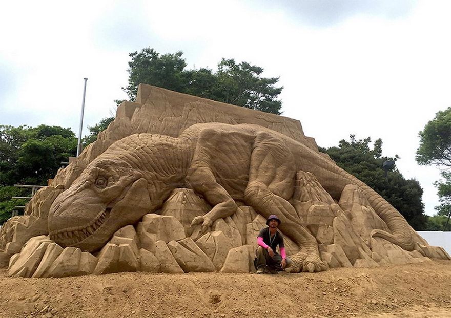 the Sand Sculptures By Toshihiko Hosaka