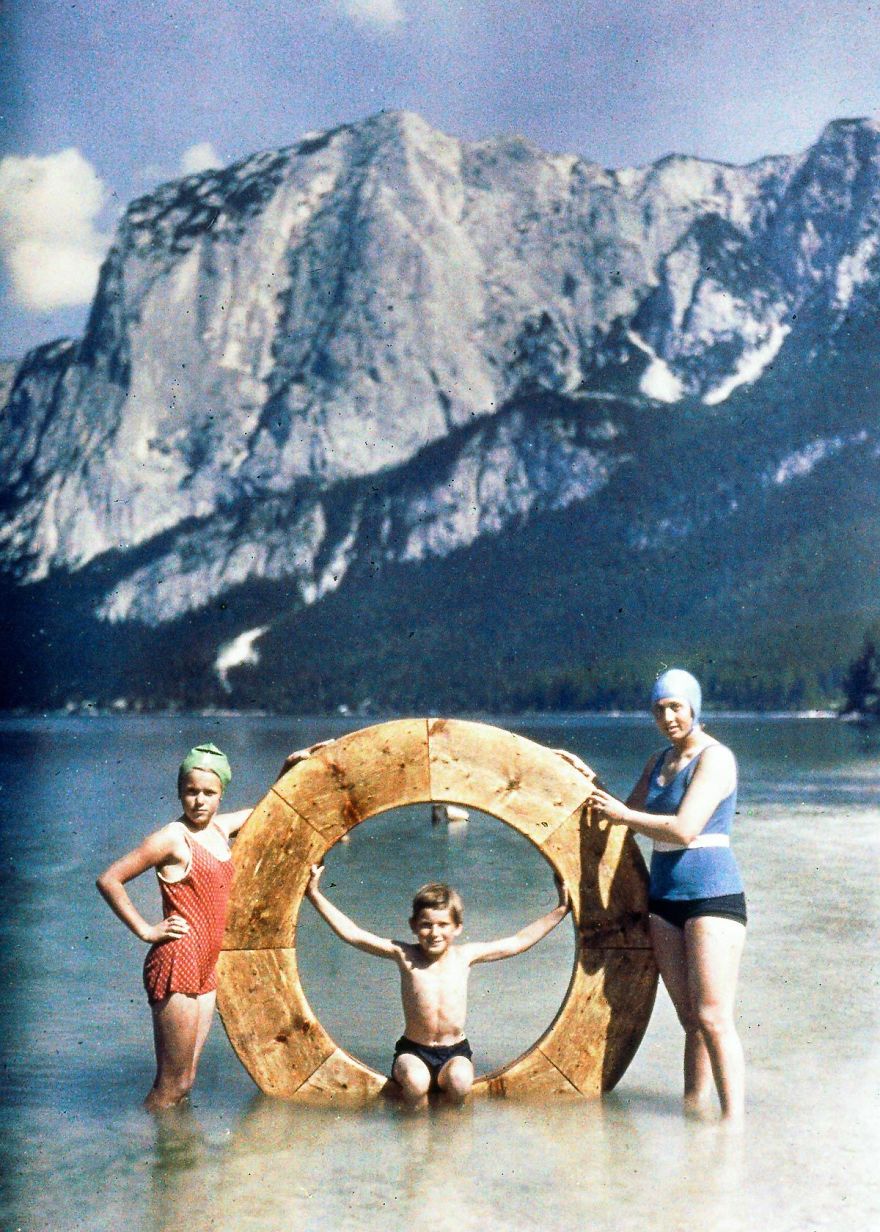 The Family At The Lake, 1925