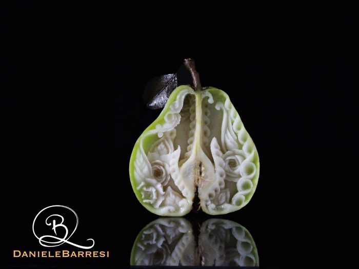 I Turn Fruit Into Unique Artworks With Just A Knife