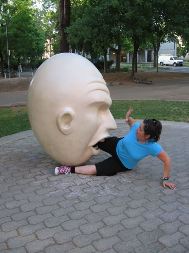 People Add More Beauty To Sculptures In Various Pose