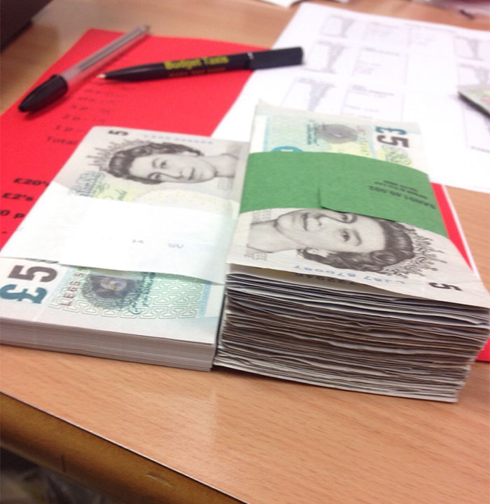 500 libras nuevas vs. 500 libras usadas en billetes