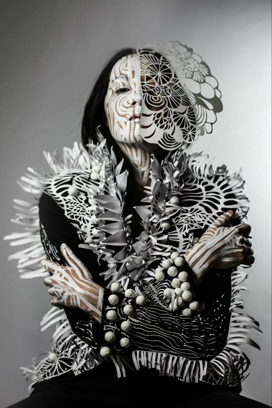 Inspiring Paper Art And Bodypainting Combination By Artist Vilija Vitkute