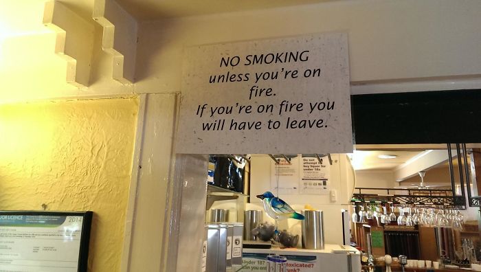 No Smoking In This Cafe