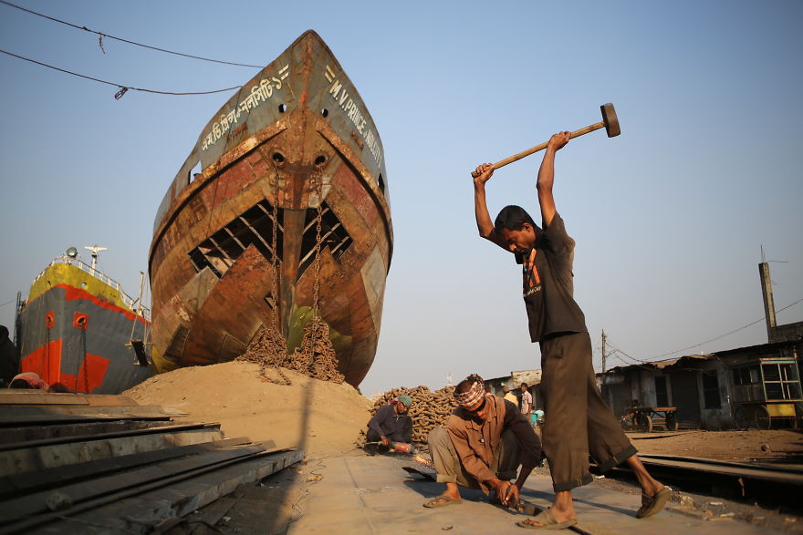 10+ Photos Taken On The Journey Of Human Life. Photography By Bangladesh's Photo Journalist Shahnaz Parvin. 10+ Photos Taken On The Journey Of Human Life. Photography By Bangladesh's Photo Journalist Shahnaz Parvin.