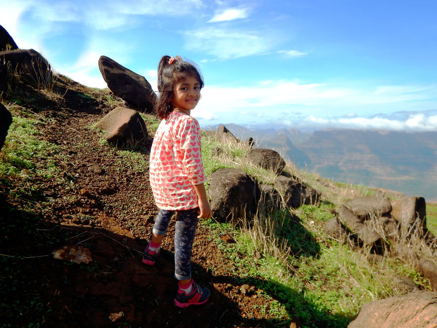 Mom And Daughter Duo, Travelling, Trekking And Backpacking.. Ready To Pack Your Bags? Mom And Daughter Duo, Travelling, Trekking And Backpacking.. Ready To Pack Your Bags?