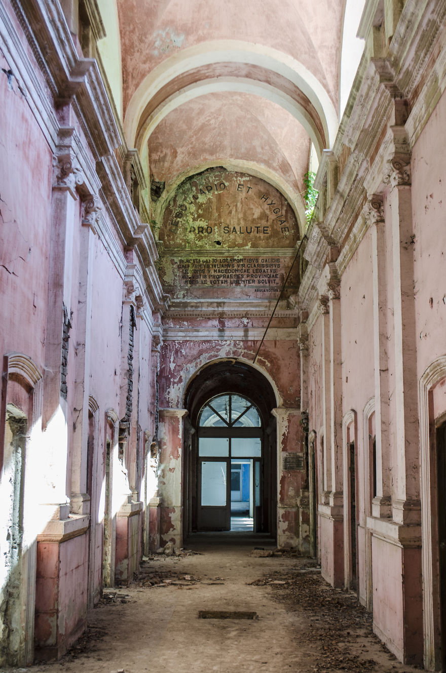 Stunning Interiors From Abandoned Thermal Baths In Herculane, Romania.