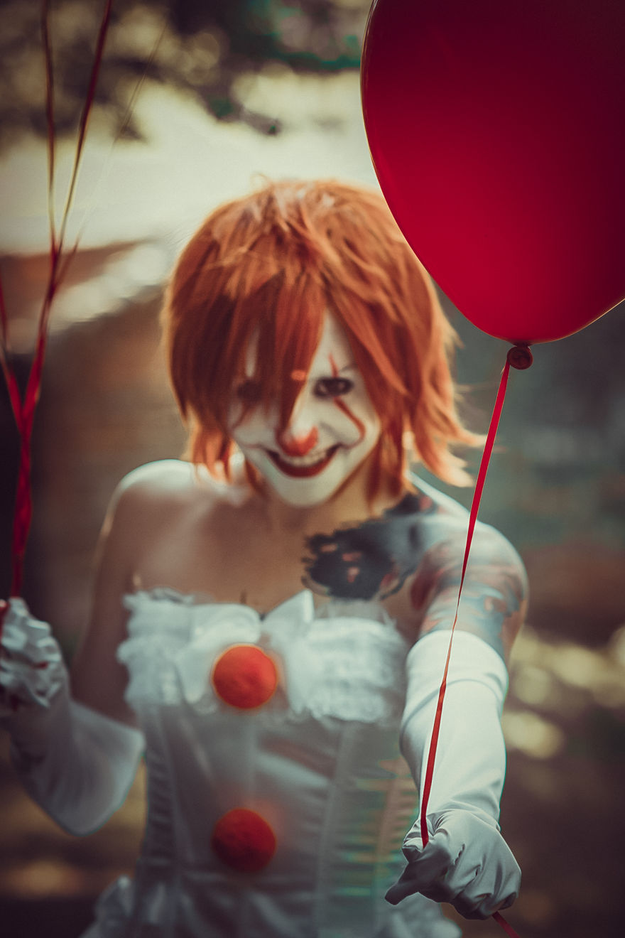 I Transformed Into Pennywise From "It" And It Was Just Awesome As Was Creepy