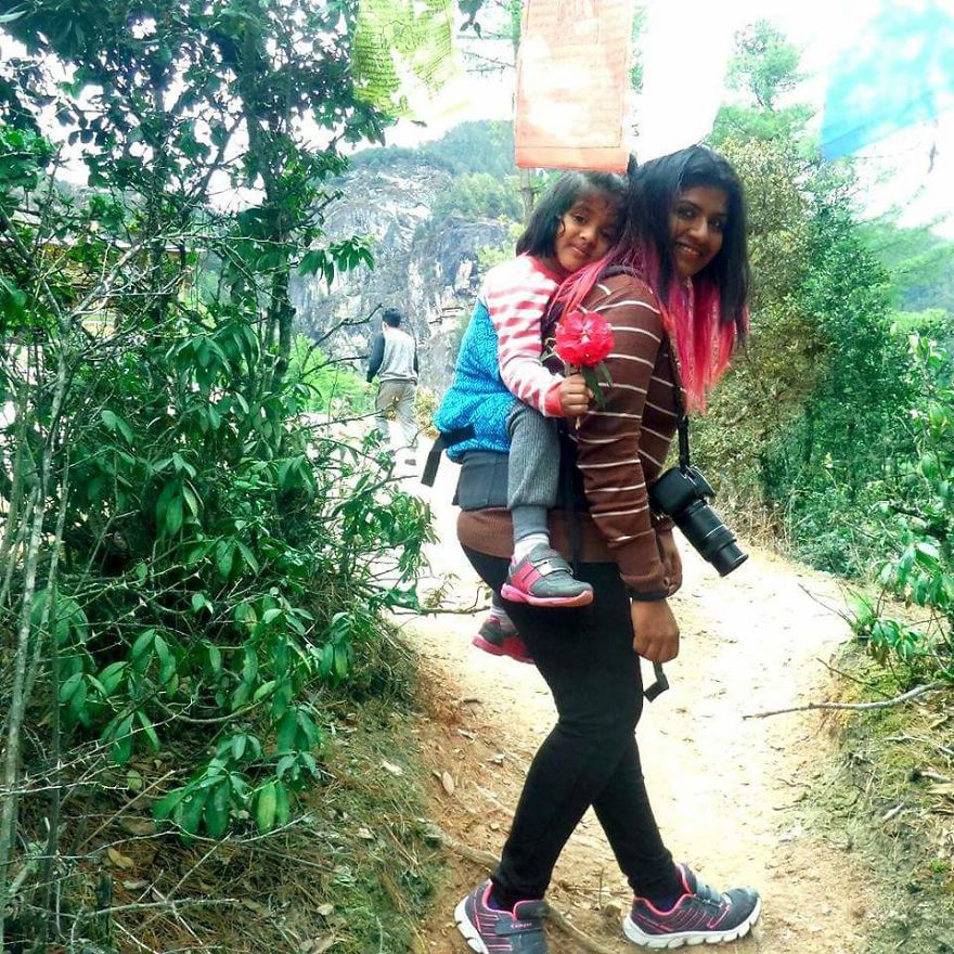 Mom And Daughter Duo, Travelling, Trekking And Backpacking.. Ready To Pack Your Bags? Mom And Daughter Duo, Travelling, Trekking And Backpacking.. Ready To Pack Your Bags?
