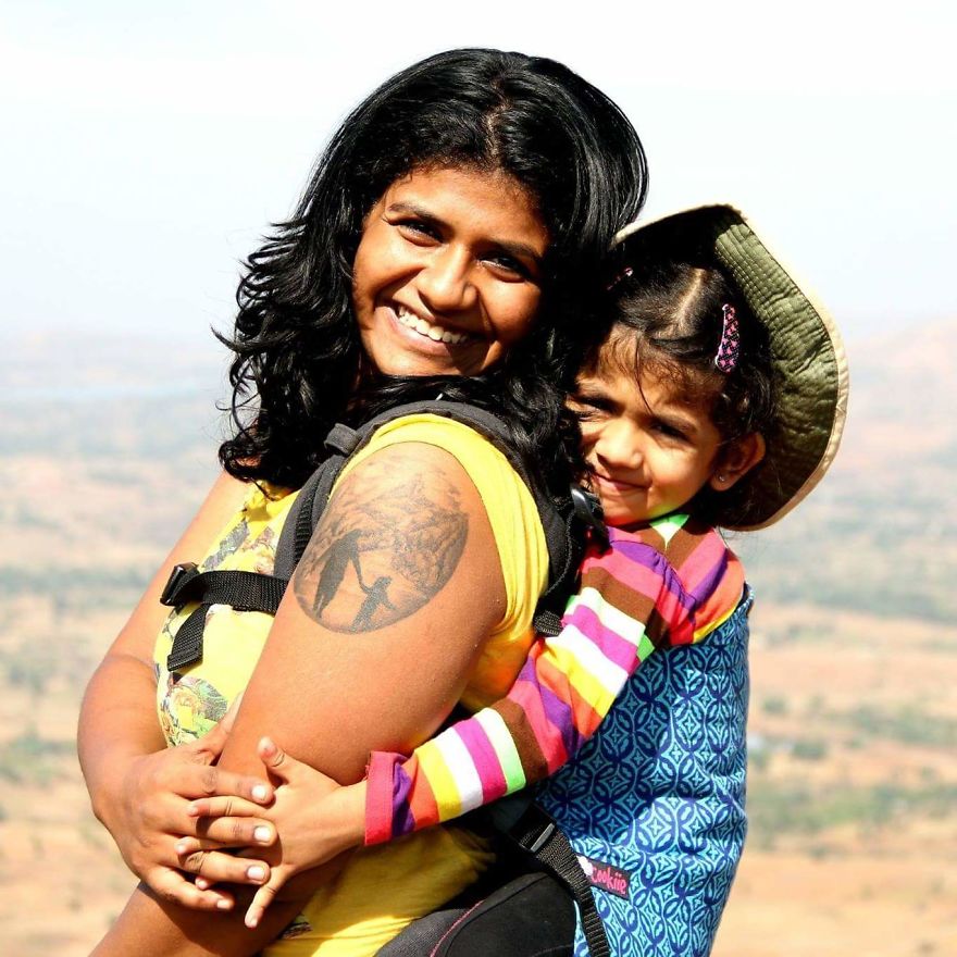 Mom And Daughter Duo, Travelling, Trekking And Backpacking.. Ready To Pack Your Bags? Mom And Daughter Duo, Travelling, Trekking And Backpacking.. Ready To Pack Your Bags?