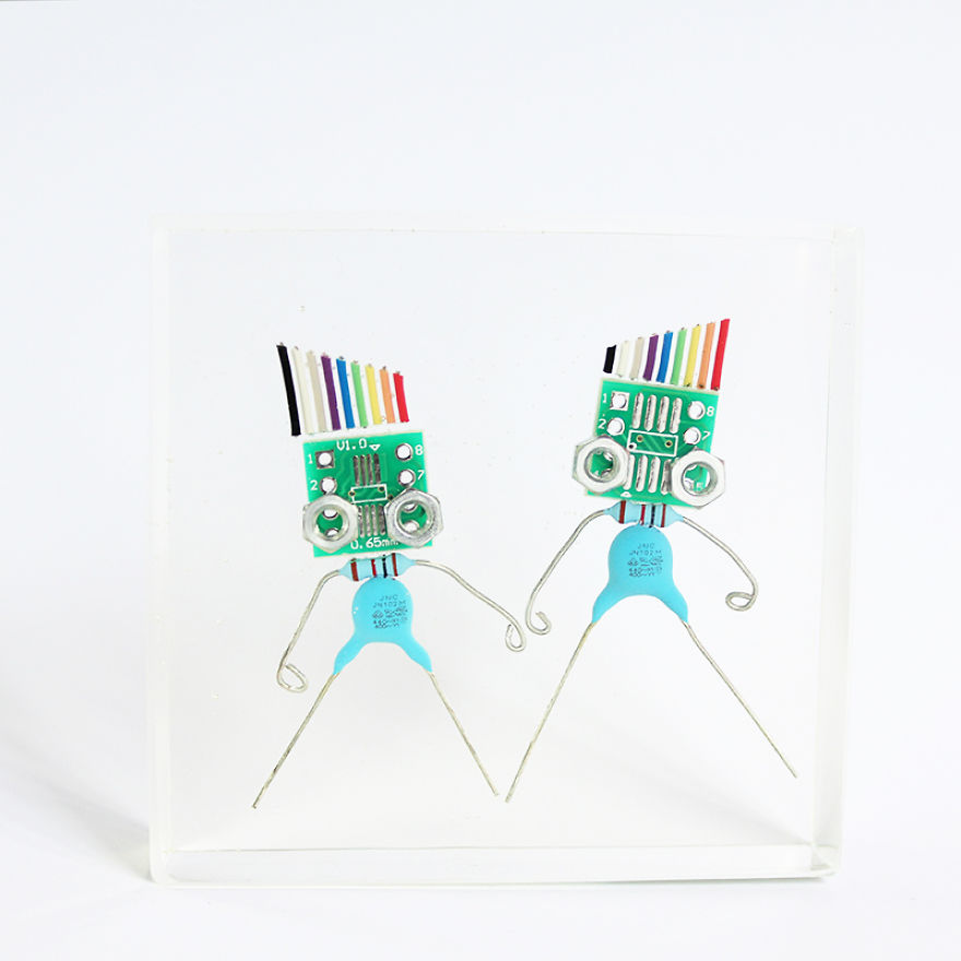 I Turned Electronic Waste Into Tiny And Biggie Robots (Part 3)