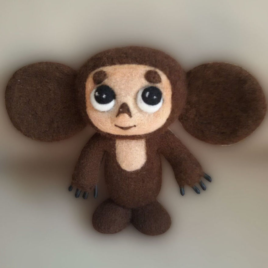 I Make Needle Felted Sculptures From Sheep Wool!