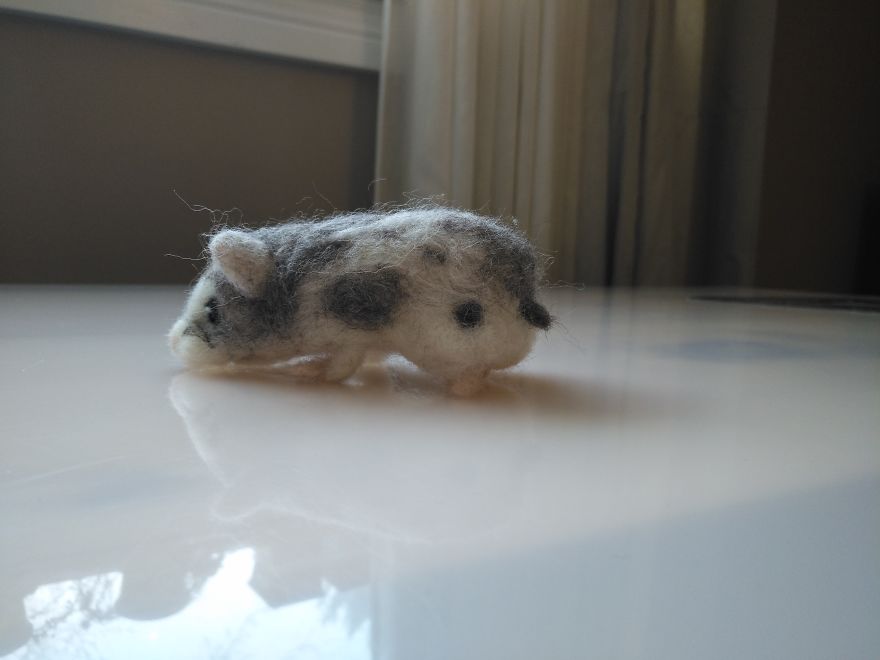 I Create Realistic Needle Felted Animals Out Of Goat Wool