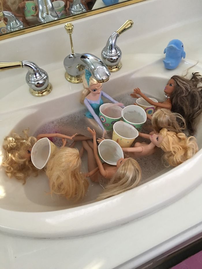 5 Year Old Hosted Barbie Jacuzzi Party With Whiskey. 1