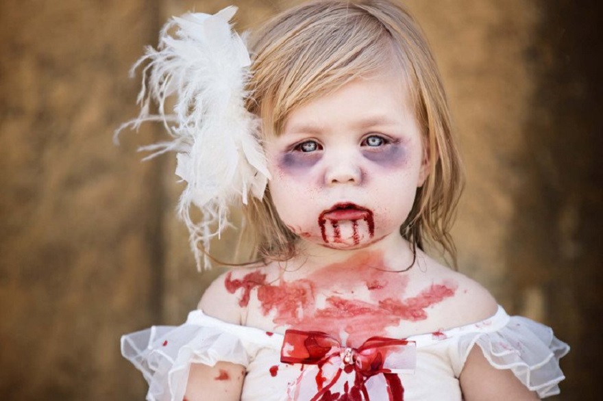 Photographer Makes Images Of Zombie Children And The Result Is To Give Chills