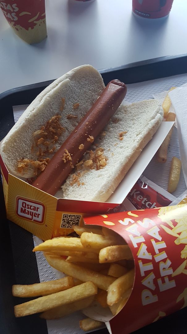 9 Eur Hotdog Wasn't Even Close To What I Expected...