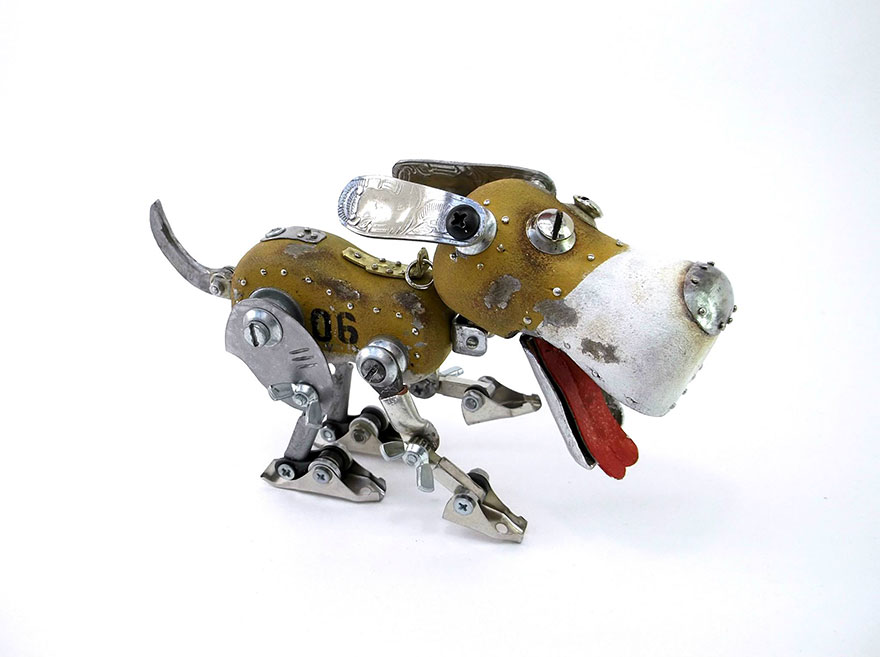 Russian Artist Creates Steampunk Animals From Old Car Parts, Watches And Electronics (+New Pics)