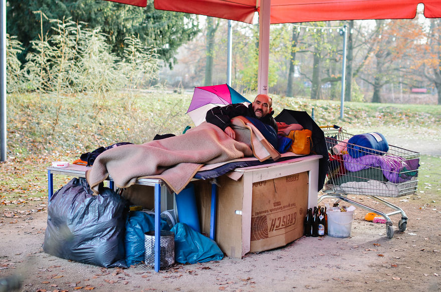 What Are You Complaining About? My Photo Story About Homeless People In Berlin Who Do Not Complain... What Are You Complaining About? My Photo Story About Homeless People In Berlin Who Do Not Complain...