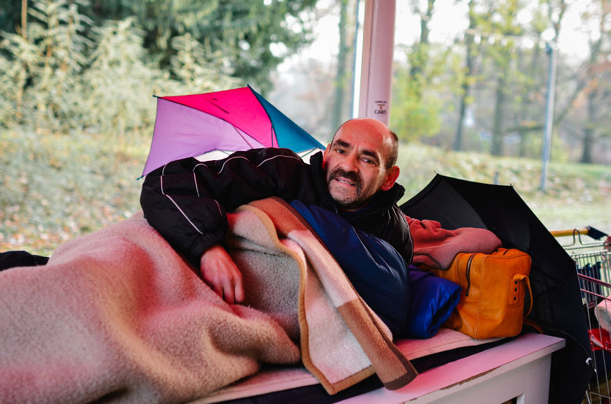What Are You Complaining About? My Photo Story About Homeless People In Berlin Who Do Not Complain... What Are You Complaining About? My Photo Story About Homeless People In Berlin Who Do Not Complain...