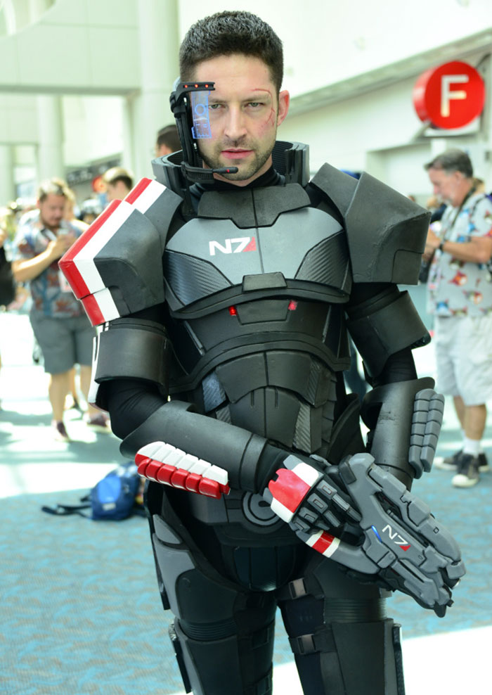 Commander Shepard, Mass Effect