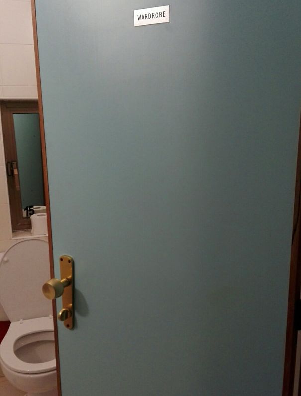 Doors To The Wardrobe (toilet) Are Closing From The Other Side