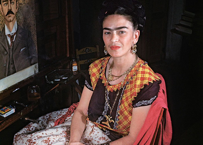 16 Rare Photos Of Frida Kahlo During The Last Years Of Her Life To Celebrate Her 110th Birthday