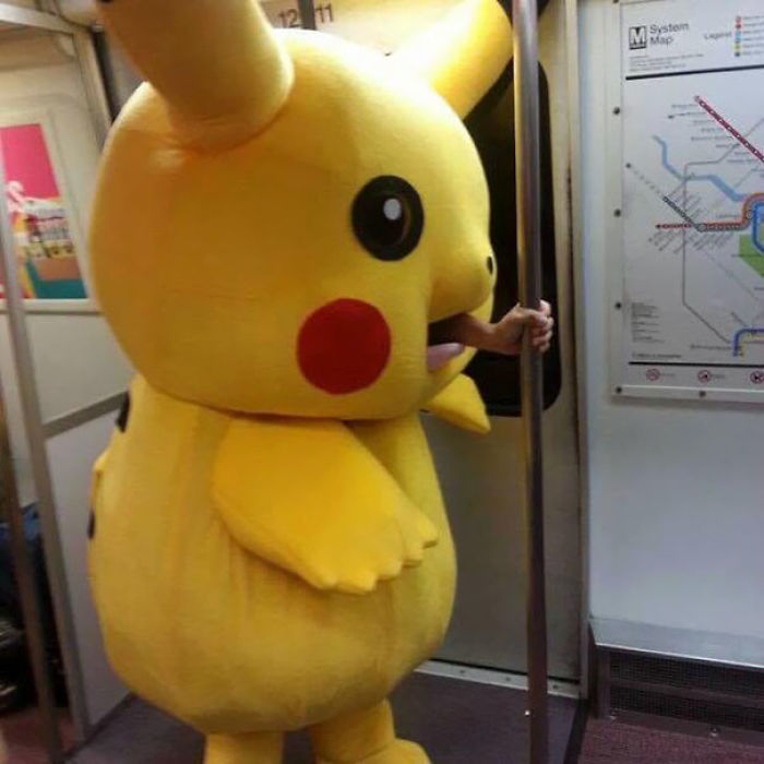 Pikachu en metro