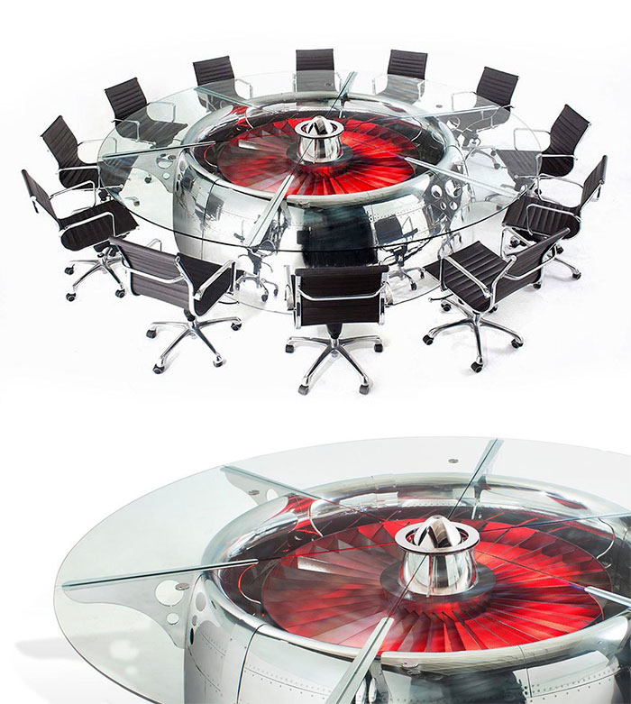 Boeing 747 Jumbo Jet Conference Table