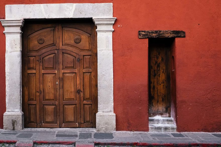Travel Photographer Spent Weeks Photographing Guatemala & These Pictures Show Why
