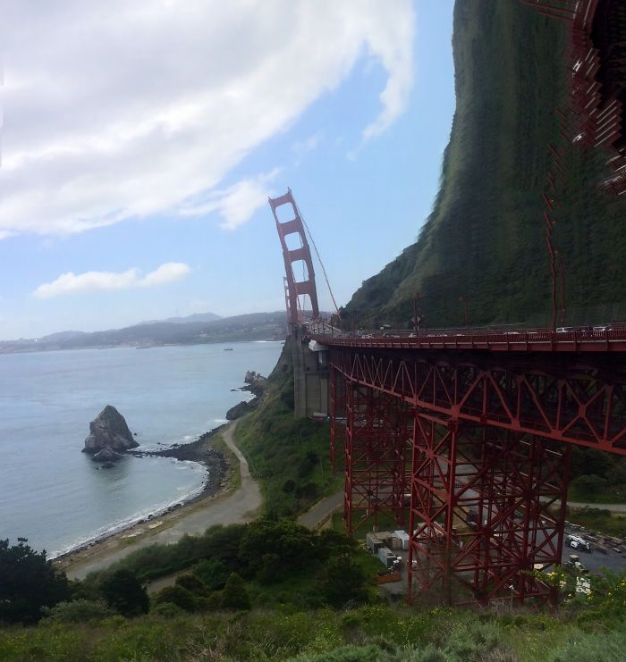 "the Golden Gate Bridge", Roguepano.