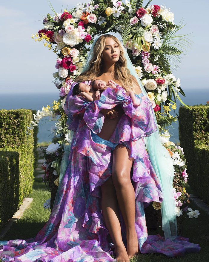 Parents Are Hilariously Recreating Beyonce’s Viral Motherhood Photos To Show How It Really Looks