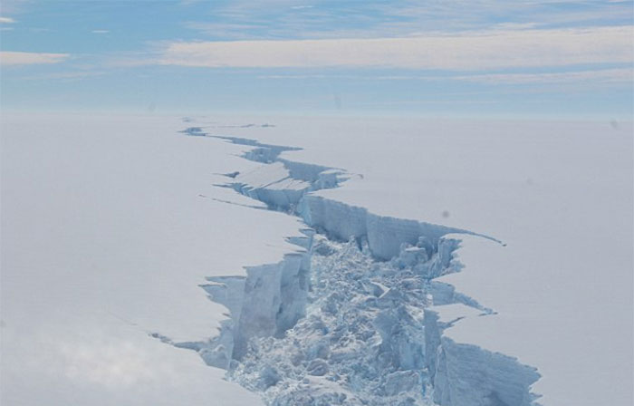 A Trillion-Tonne Iceberg Just Broke Away From Antarctica, And Here's Why It Should Worry Us All