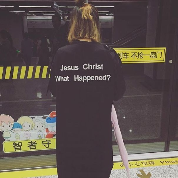 10+ Times People Had No Idea What They Were Wearing