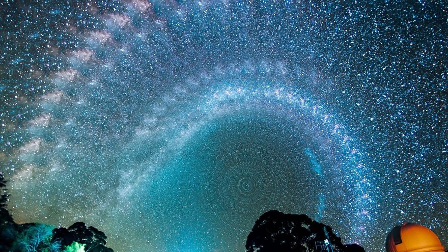 Milky Way Long-Exposure Looks Like Fractal Geometry
