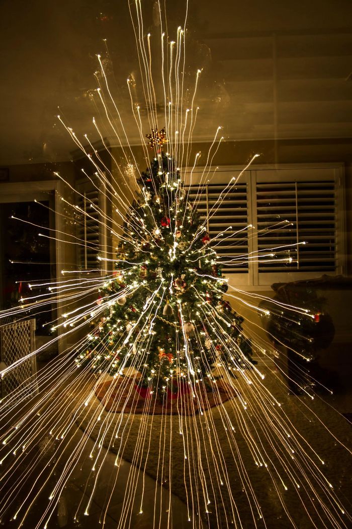 Alejé el zoom mientras hacía una foto del árbol de Navidad