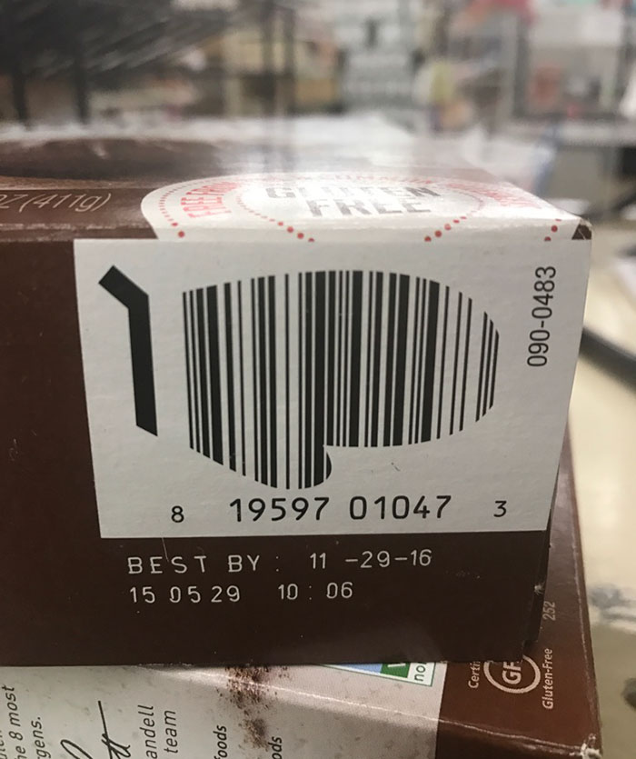 This Box Of Brownie Mix Has A Barcode Shaped Like An Oven Mitt